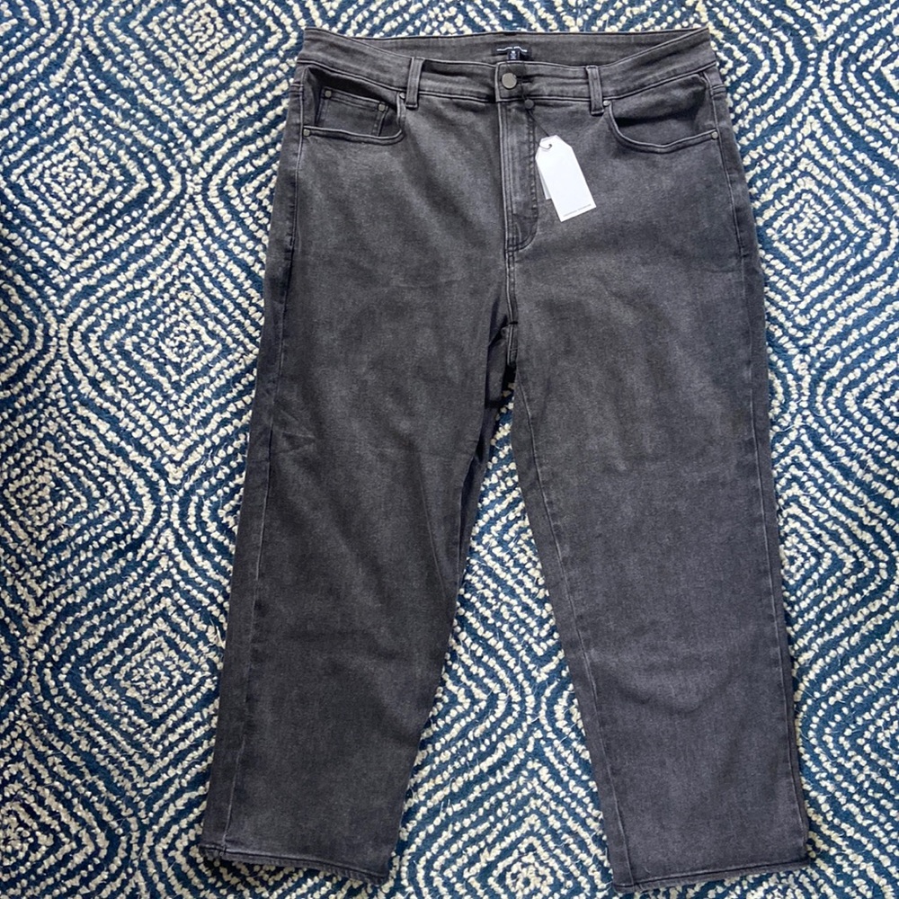 Universal Standard Bae Boyfriend Crop Jeans in
Broken Black